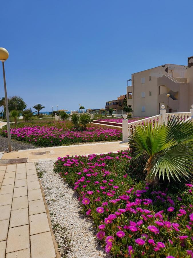 Casa Baja Naturista Con Patio En Primera Linea De Playa Con Piscina Comunitaria! Vera Zewnętrze zdjęcie