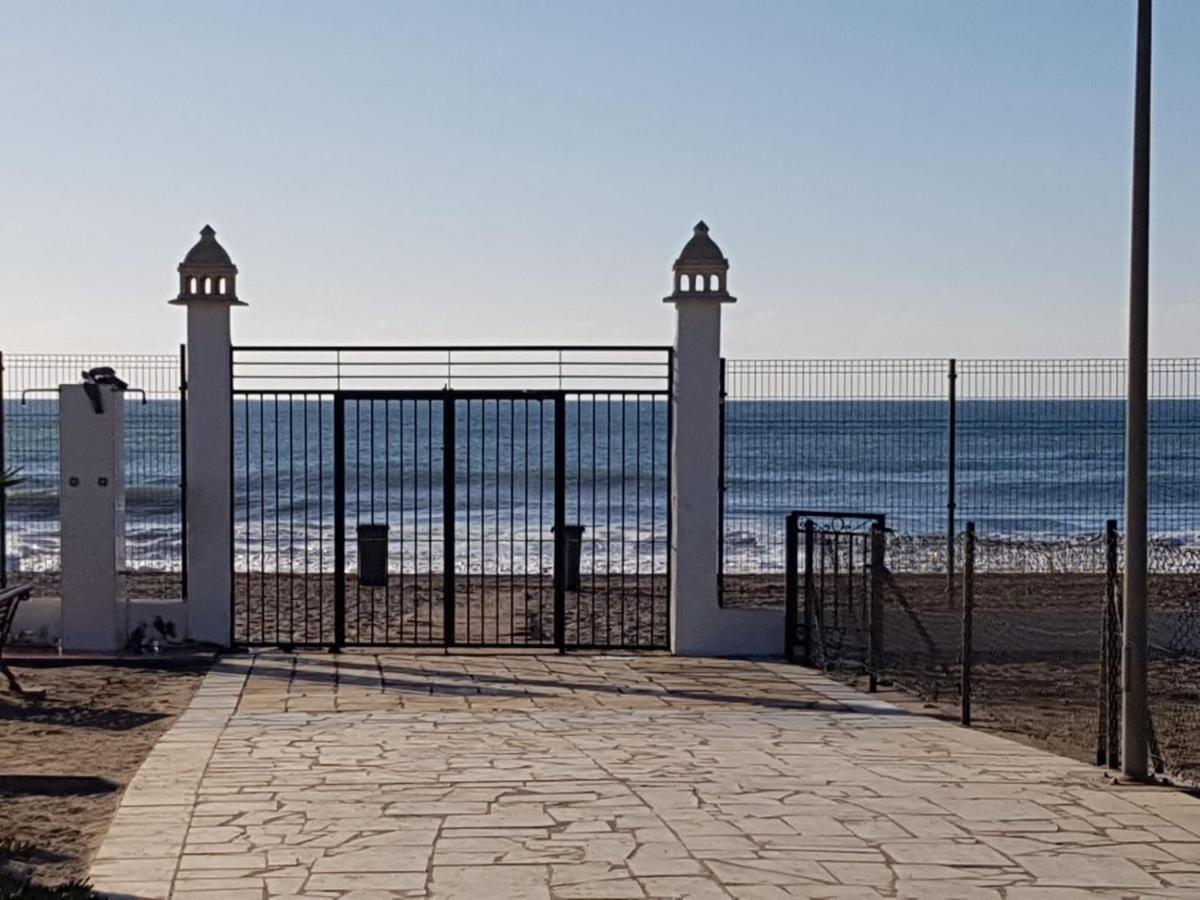Casa Baja Naturista Con Patio En Primera Linea De Playa Con Piscina Comunitaria! Vera Zewnętrze zdjęcie