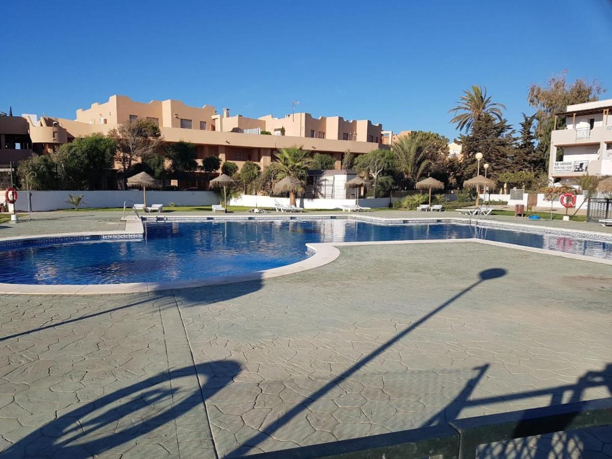 Casa Baja Naturista Con Patio En Primera Linea De Playa Con Piscina Comunitaria! Vera Zewnętrze zdjęcie