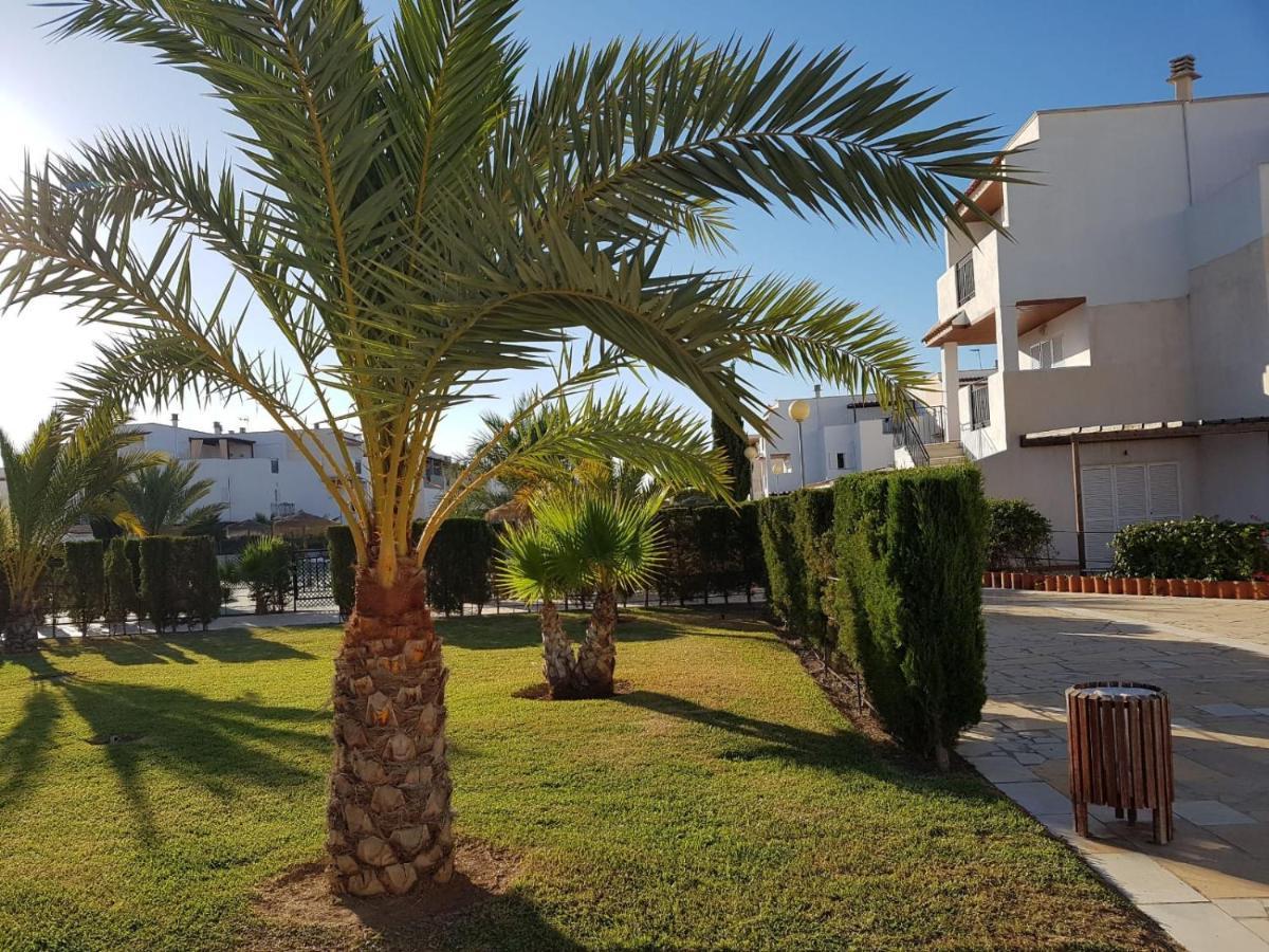 Casa Baja Naturista Con Patio En Primera Linea De Playa Con Piscina Comunitaria! Vera Zewnętrze zdjęcie