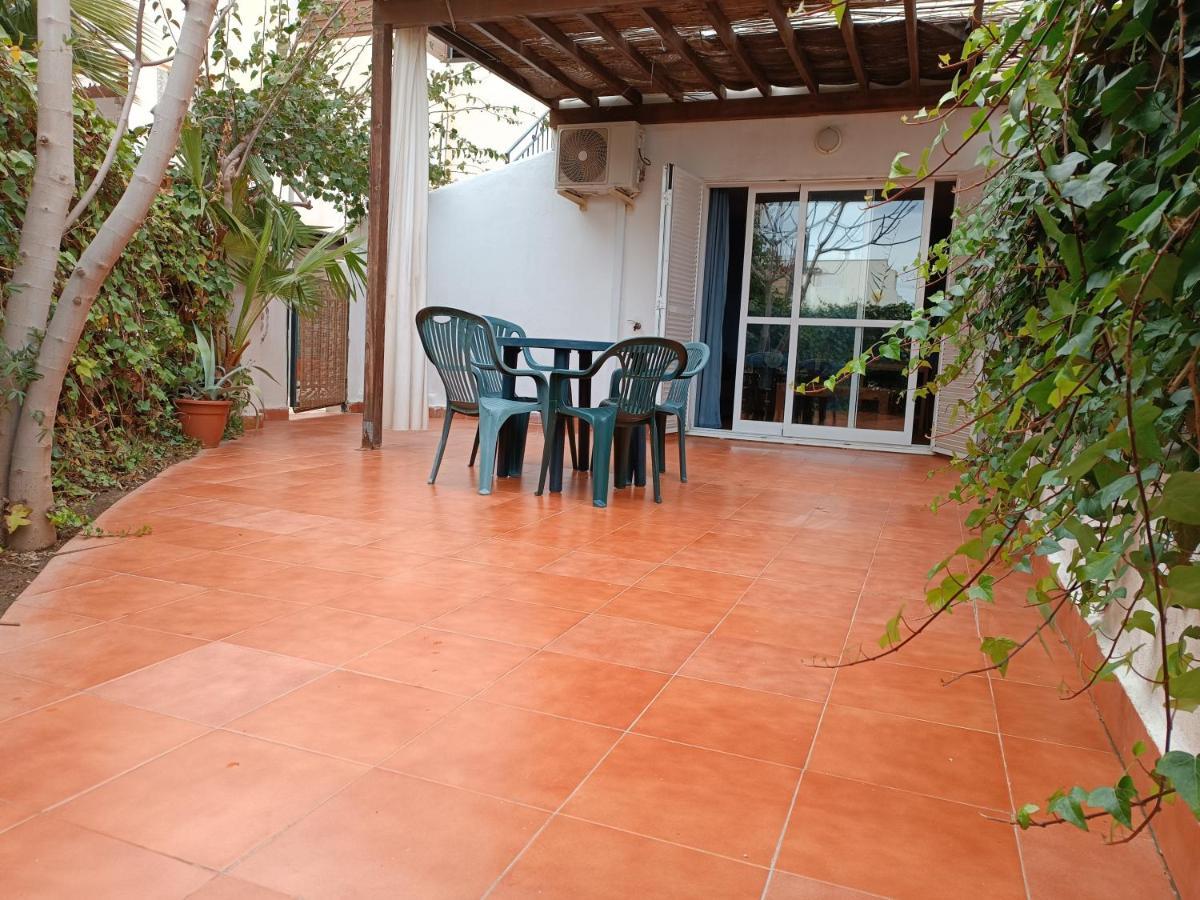 Casa Baja Naturista Con Patio En Primera Linea De Playa Con Piscina Comunitaria! Vera Zewnętrze zdjęcie